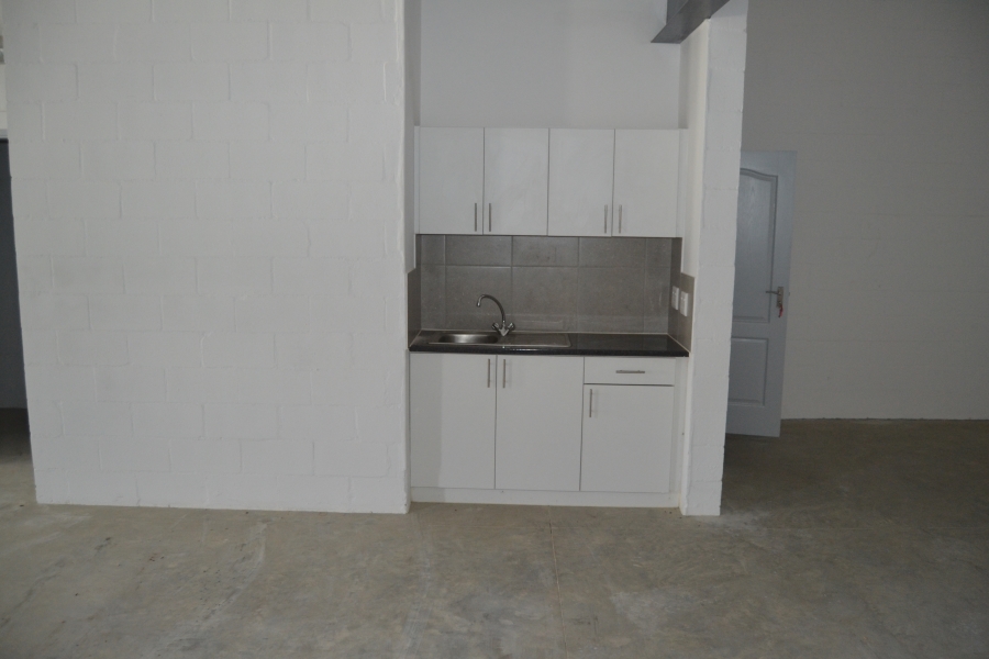 To Let Commercial Property for Rent in Rivergate Western Cape